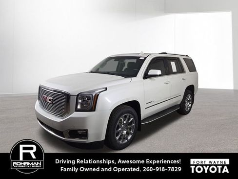 Used 2017 GMC Yukon Denali image 1