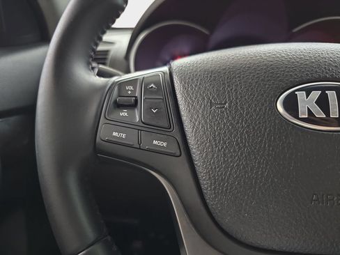 Used 2015 Kia Sorento LX AWD/4WD image 19