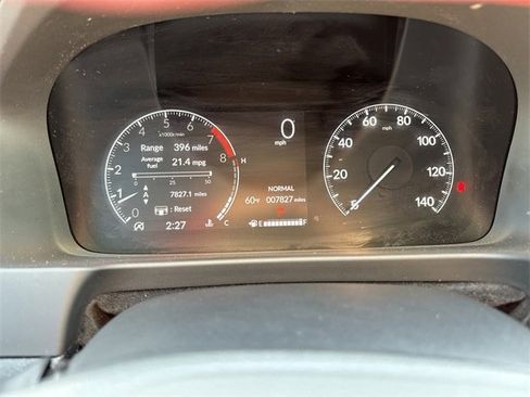 Used 2025 Honda Ridgeline Sport image 37