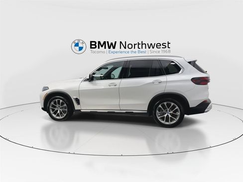 New 2026 BMW X5 xDrive40i w/ Climate Comfort Package image 11