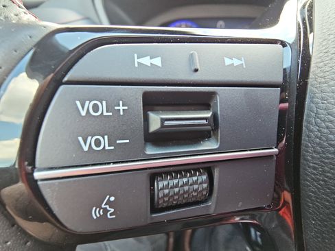 Certified 2025 Acura ADX A-Spec image 17