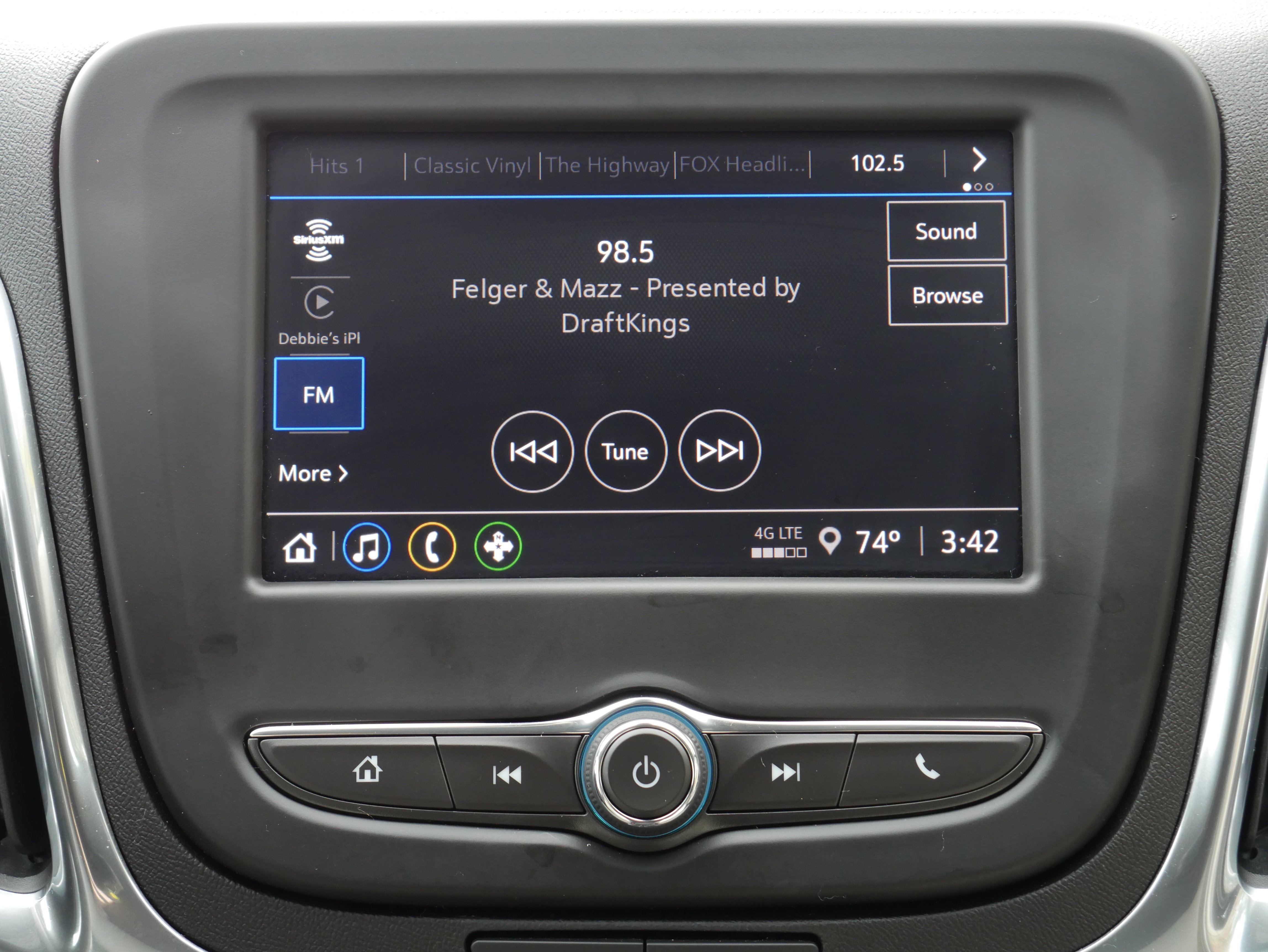 Certified 2024 Chevrolet Equinox LS w/ LS Convenience Package AWD/4WD image 17