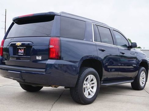 Used 2017 Chevrolet Tahoe LT w/ Luxury Package RWD image 4
