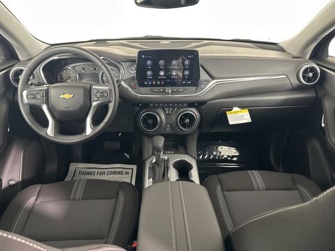 New 2025 Chevrolet Blazer LT w/ Convenience Package image 13