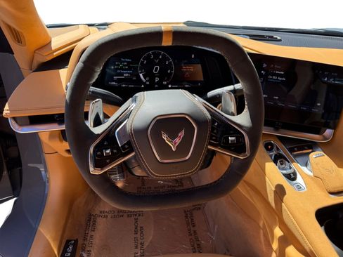 Used 2024 Chevrolet Corvette Stingray Premium Cpe image 13