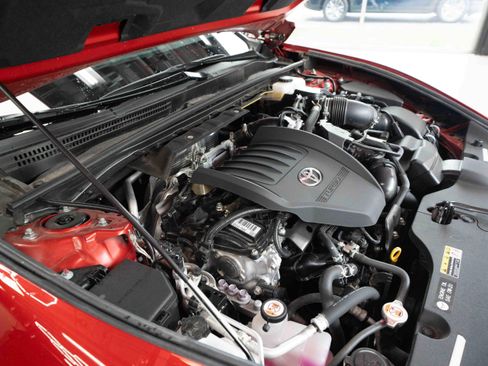 Certified 2024 Toyota Crown Platinum AWD/4WD image 32