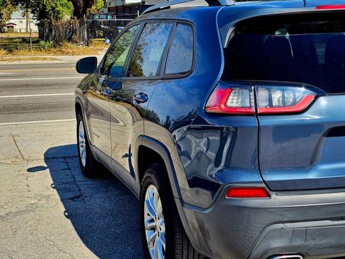 Used 2020 Jeep Cherokee Latitude image 6