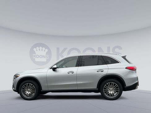 New 2026 Mercedes-Benz GLC 300 4MATIC image 2
