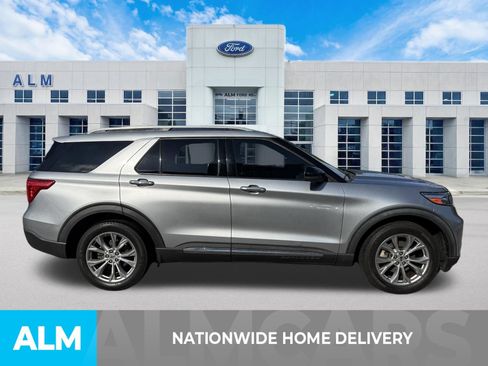 Used 2020 Ford Explorer Limited AWD/4WD image 4