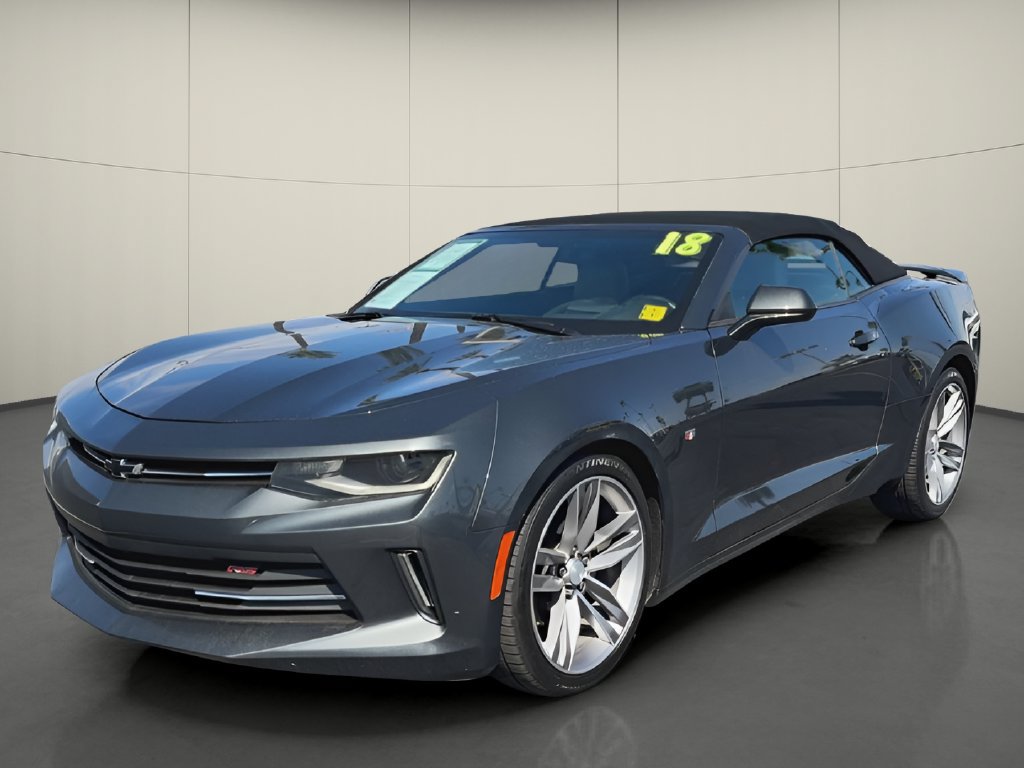 Used 2018 Chevrolet Camaro LT RWD image 4