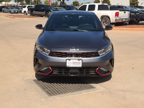 Used 2023 Kia Forte GT-Line w/ GT-Line Premium Package FWD image 5