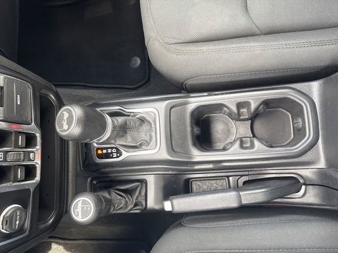 Certified 2021 Jeep Wrangler Unlimited Sport image 26