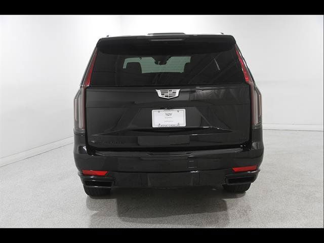 Certified 2022 Cadillac Escalade Premium Luxury AWD/4WD image 25