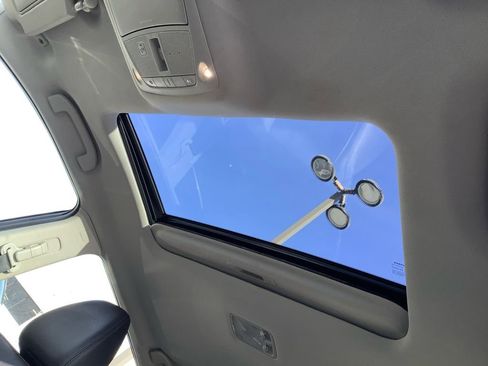 Used 2022 Nissan Rogue Sport SL w/ Premium Package image 24