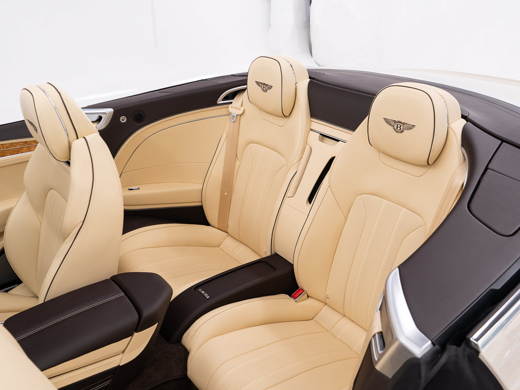 Certified 2022 Bentley Continental GT AWD/4WD image 28