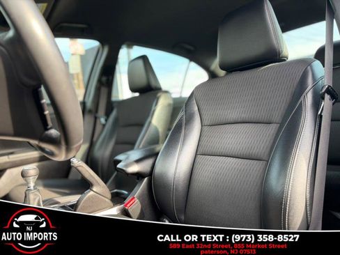 Used 2017 Honda Accord Sport image 11