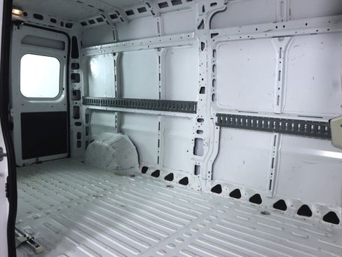 Used 2014 RAM ProMaster 2500 image 32