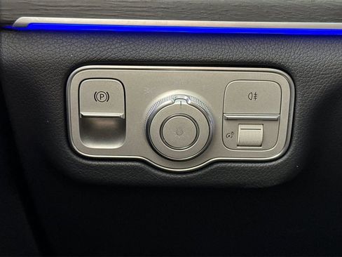 Certified 2026 Mercedes-Benz GLE 350 4MATIC image 31