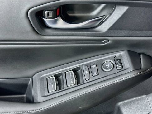 Certified 2025 Honda Accord Sport image 17