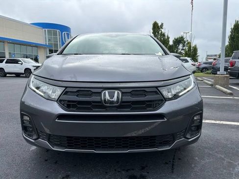Certified 2026 Honda Odyssey EX-L image 3
