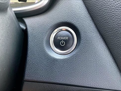 Used 2025 Toyota Corolla XLE FWD image 17