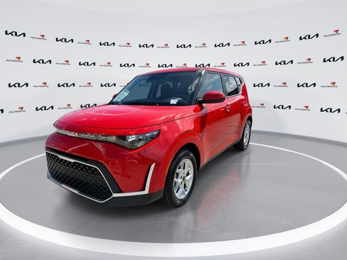 Certified 2024 Kia Soul LX w/ Option Group 015 FWD image 4