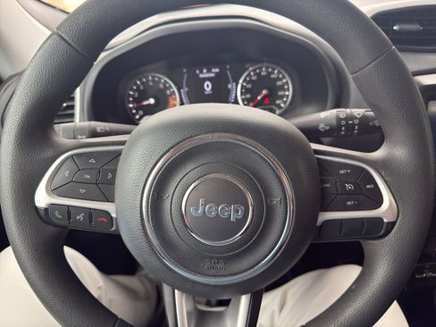 Used 2021 Jeep Renegade Sport image 12