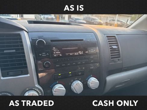 Used 2013 Toyota Tundra 4x4 CrewMax w/ SR5 Pkg image 30