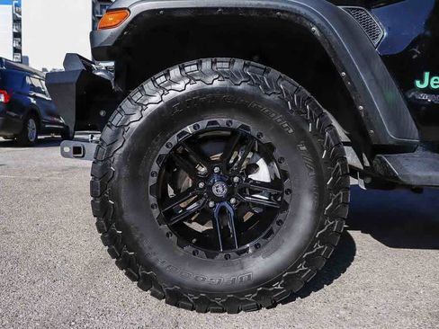 Used 2021 Jeep Wrangler Sport S image 11