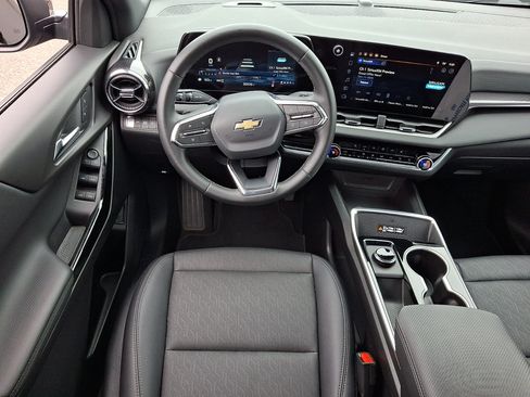 Used 2026 Chevrolet Equinox LT w/ Convenience Package II AWD/4WD image 22