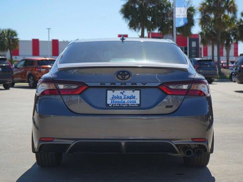 Used 2023 Toyota Camry SE w/ Convenience Package image 5
