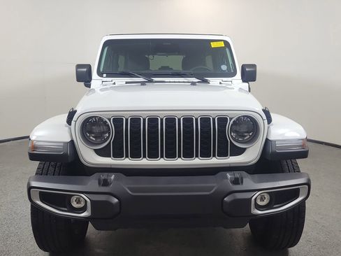 Used 2025 Jeep Wrangler Unlimited Sahara w/ Safety Group image 2