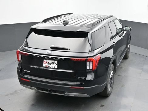 Used 2025 Ford Explorer Active w/ Active Comfort Package AWD/4WD image 31