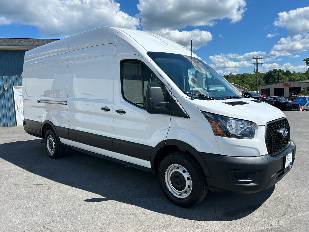 Used 2025 Ford Transit 250 148 High Roof Extended w/ Load Area Protection Package RWD image 7