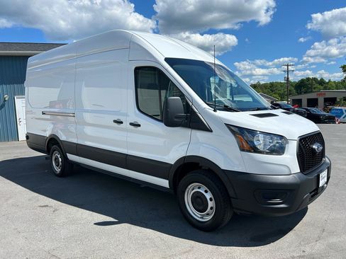 Used 2025 Ford Transit 250 148 High Roof Extended w/ Load Area Protection Package RWD image 7