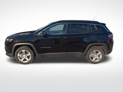 Certified 2024 Jeep Compass Latitude image 2