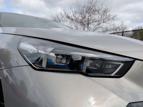 New 2026 BMW 530i xDrive w/ M Sport Package image 3