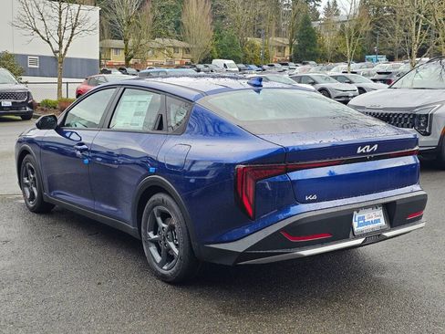 New 2026 Kia K4 LXS image 7