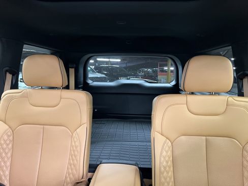 Used 2023 Jeep Grand Cherokee L Summit w/ High Altitude Package image 23