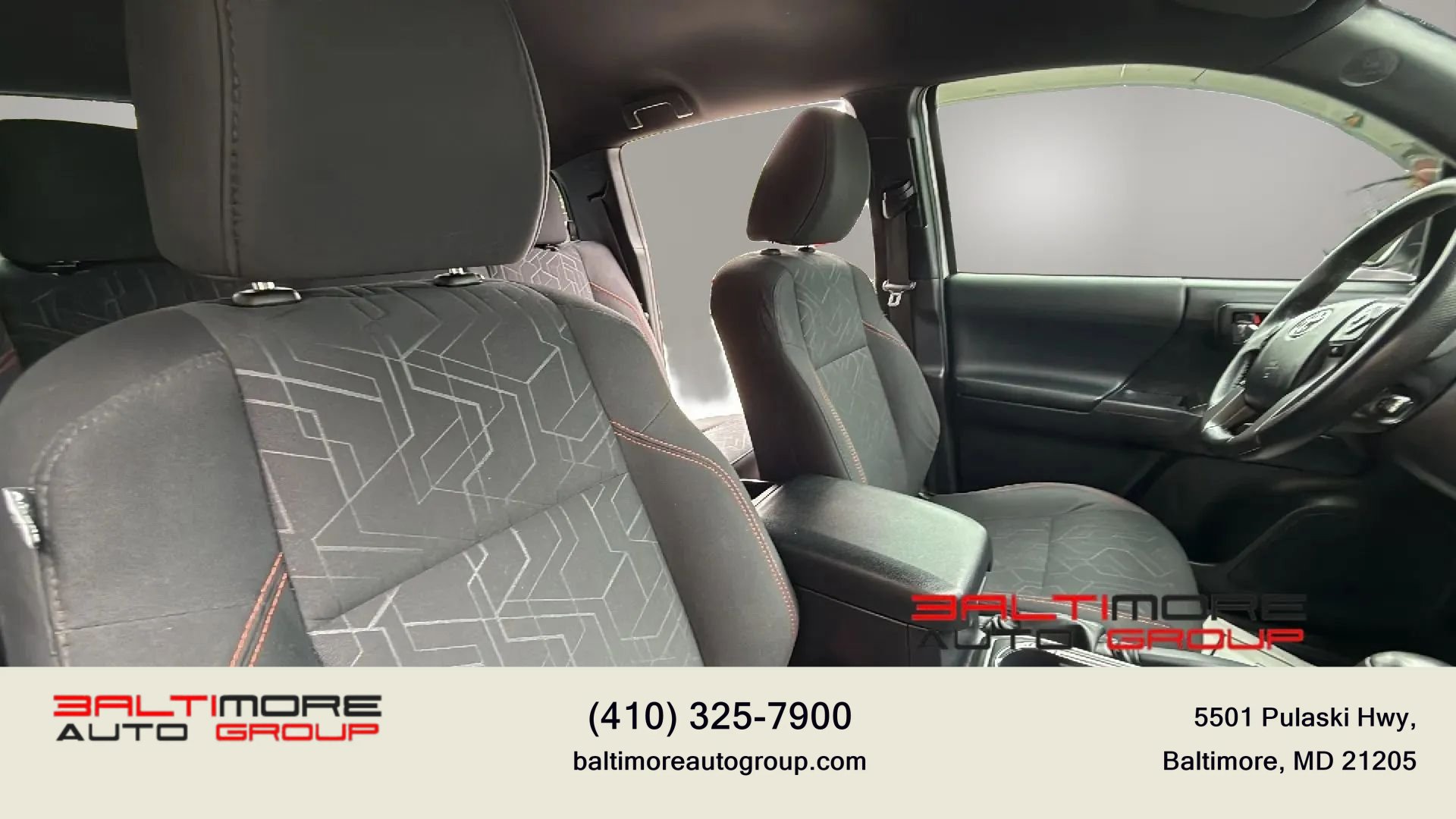 Used 2017 Toyota Tacoma TRD Sport w/ Tow Package (A/T) AWD/4WD image 18