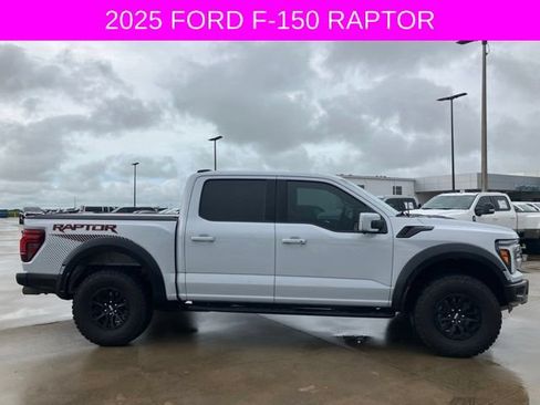 Used 2025 Ford F150 Raptor AWD/4WD image 8