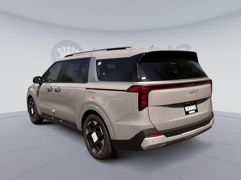 New 2026 Kia Carnival EX FWD image 14