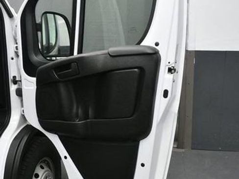 Used 2023 RAM ProMaster 2500 FWD image 15