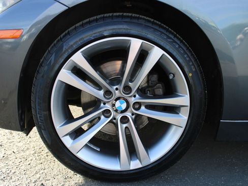 Used 2015 BMW 328i xDrive Wagon AWD/4WD image 6