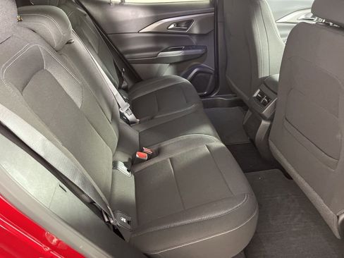 New 2026 Chevrolet Equinox EV LT image 15