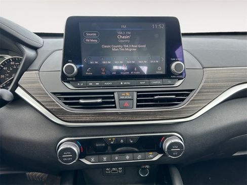 Used 2022 Nissan Altima 2.5 SL image 11