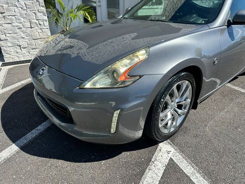 Used 2013 Nissan 370Z Coupe image 7