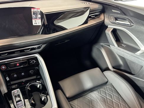 New 2025 Audi SQ5 Premium Plus image 20