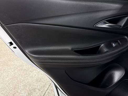 Used 2024 Buick Encore GX Preferred image 11