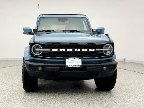 Used 2022 Ford Bronco Outer Banks image 2